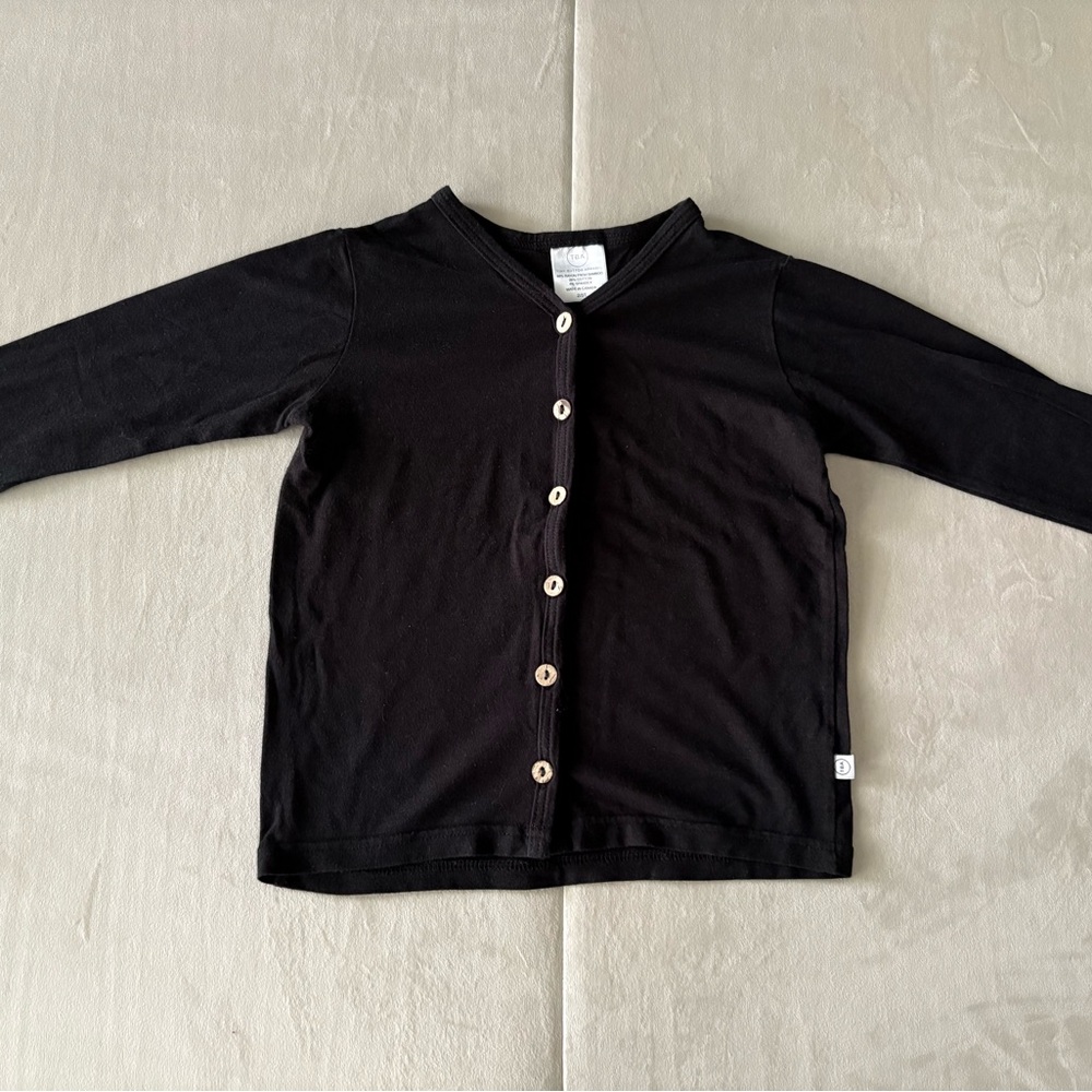 ⭐️2/$25⭐️ Tiny Button Apparel Cardigan